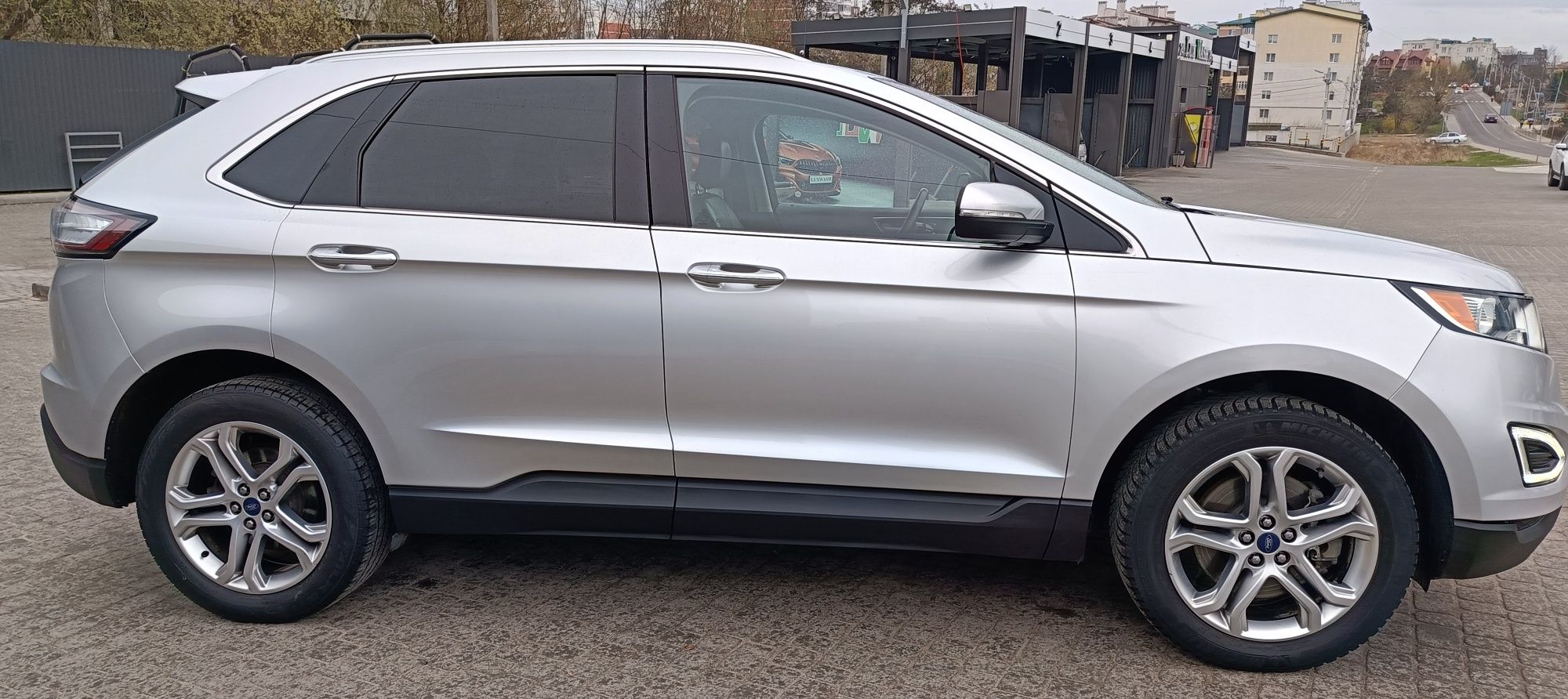Ford edge TITANIUM
