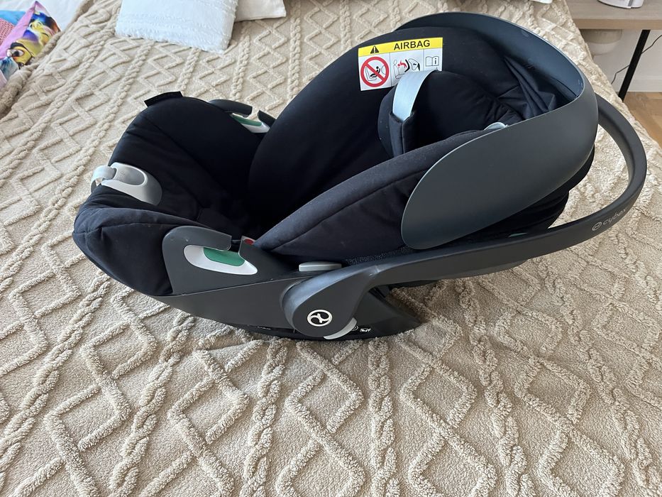 Cybex nosidełko plus folia