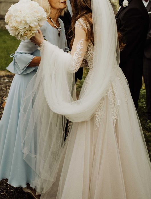 Długi welon ślubny 2 m