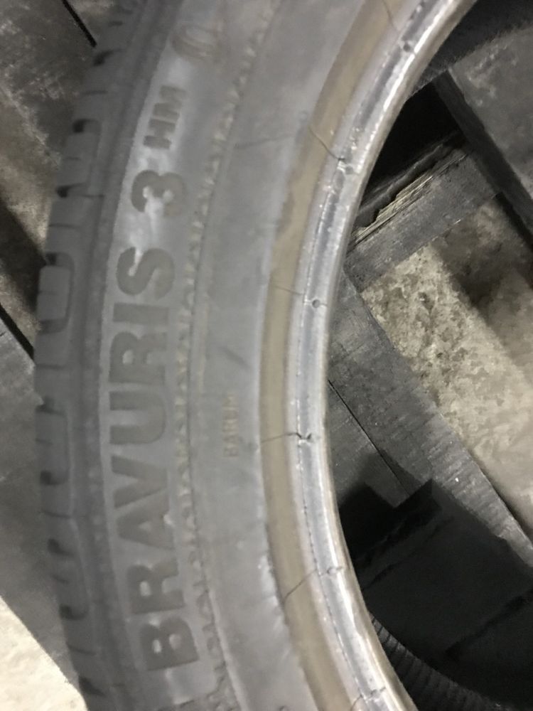 Barum Bravuris 205/50r17 пара резина шини б/у склад оригінал майже