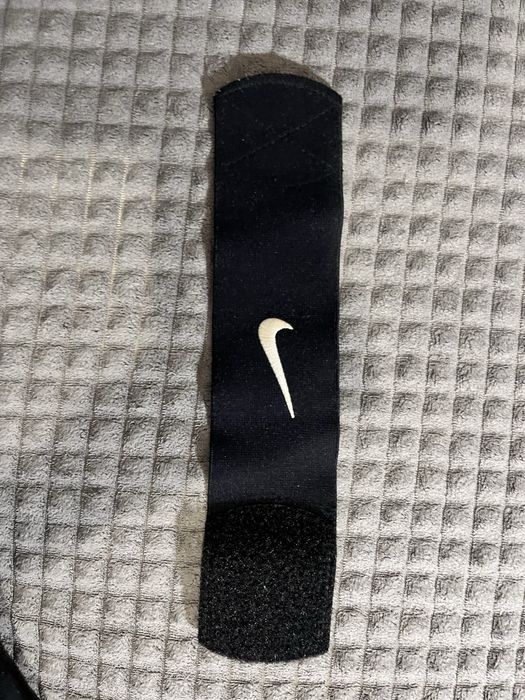 Повʼязка на липучках Nike