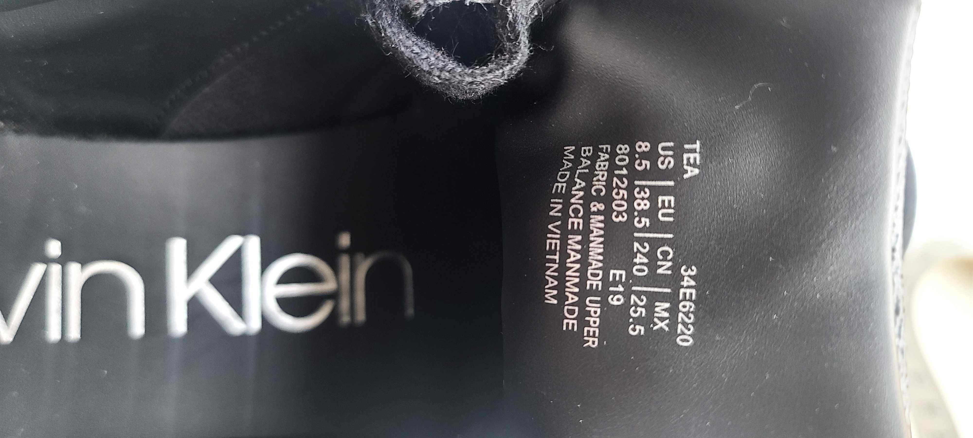 Кроссовки Calvin Klein 38 размер
