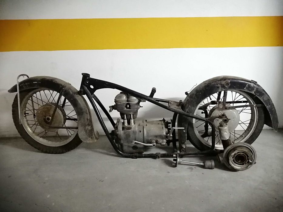 Bmw R25 - Peças.