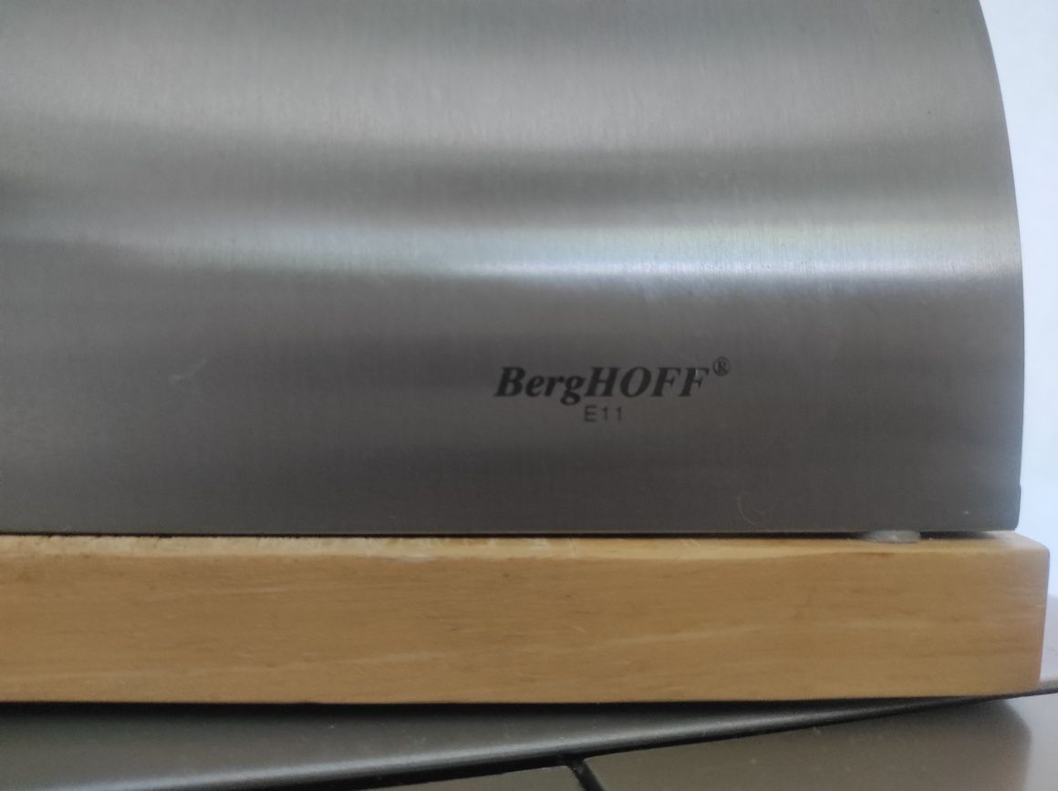Хлебница BergHoff