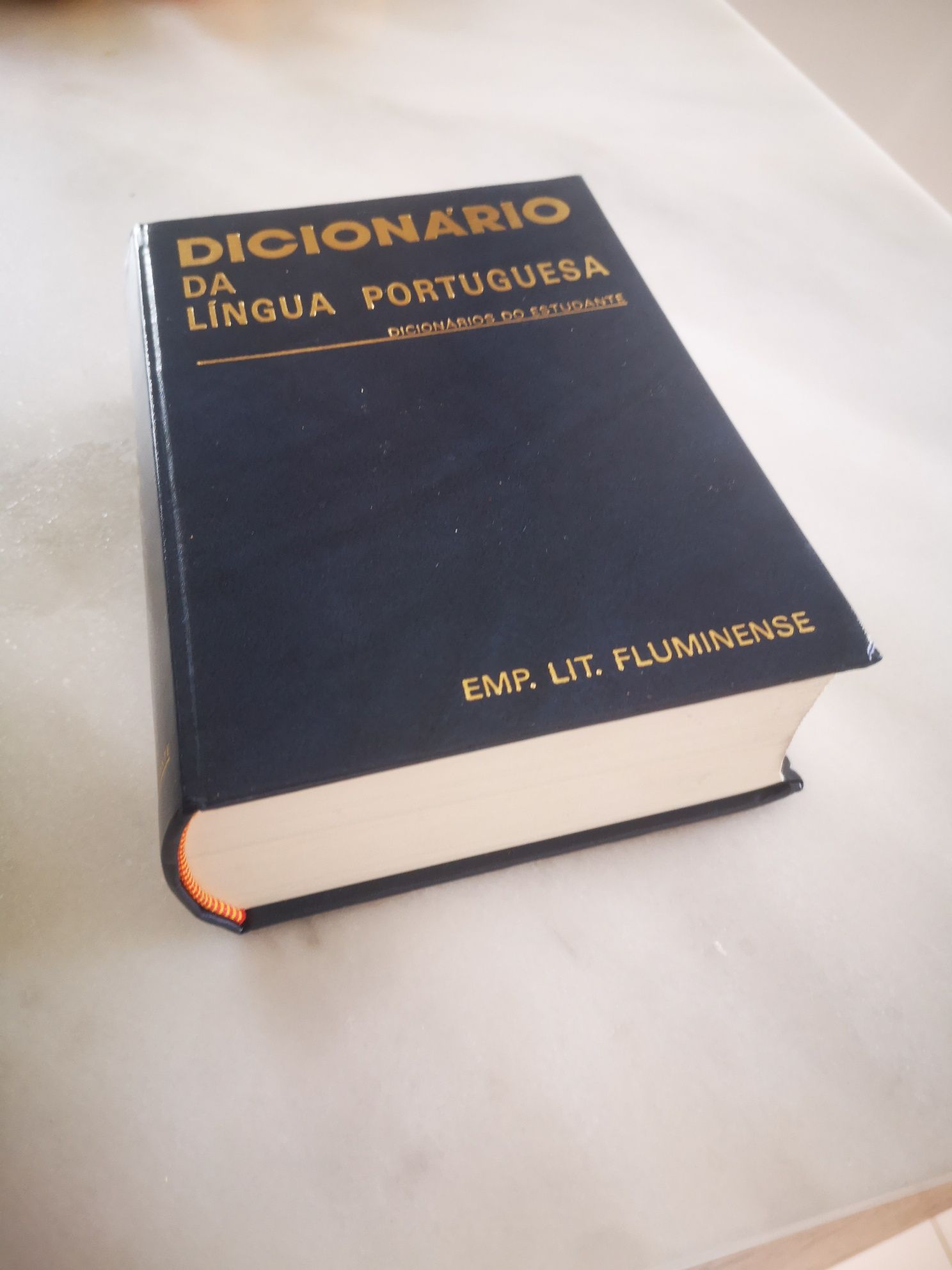 Dicionários ANTIGOS