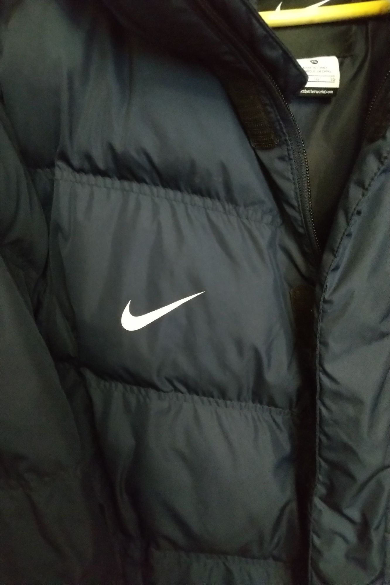 Зимова куртка Nike (обмін)