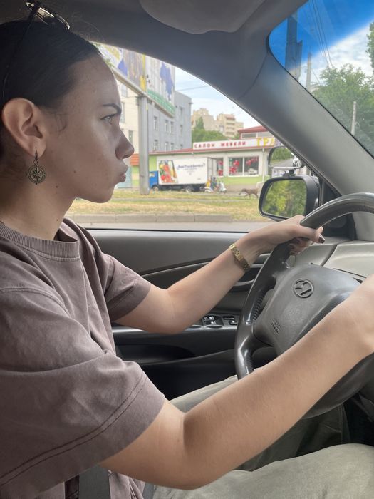 Инструктор по вождению на АКПП