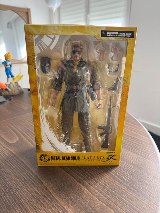 Figuras Metal Gear Solid - Play Arts Kai (Square Enix)