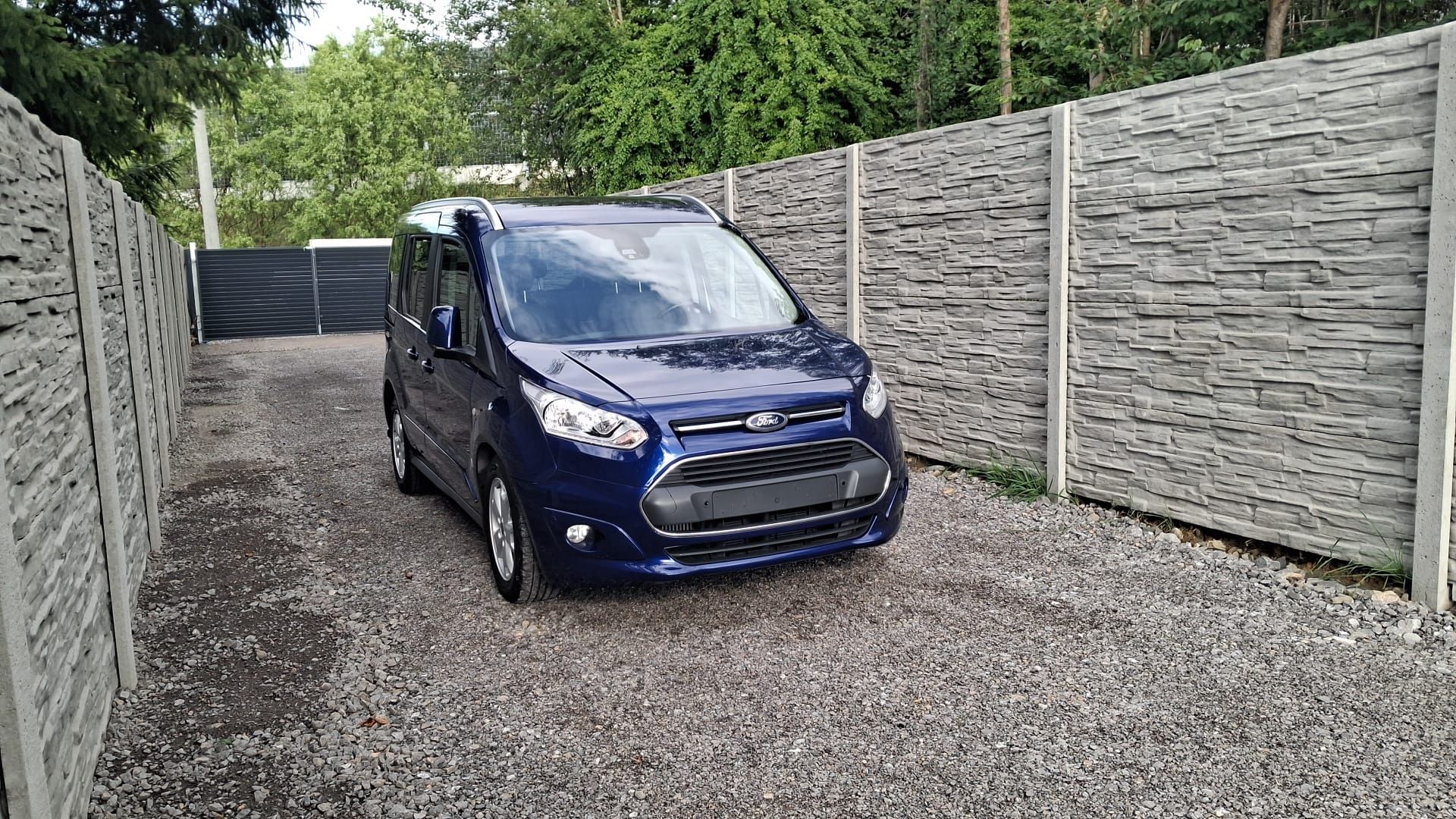 Ford tourneo connect 1.5 tdci 120km
