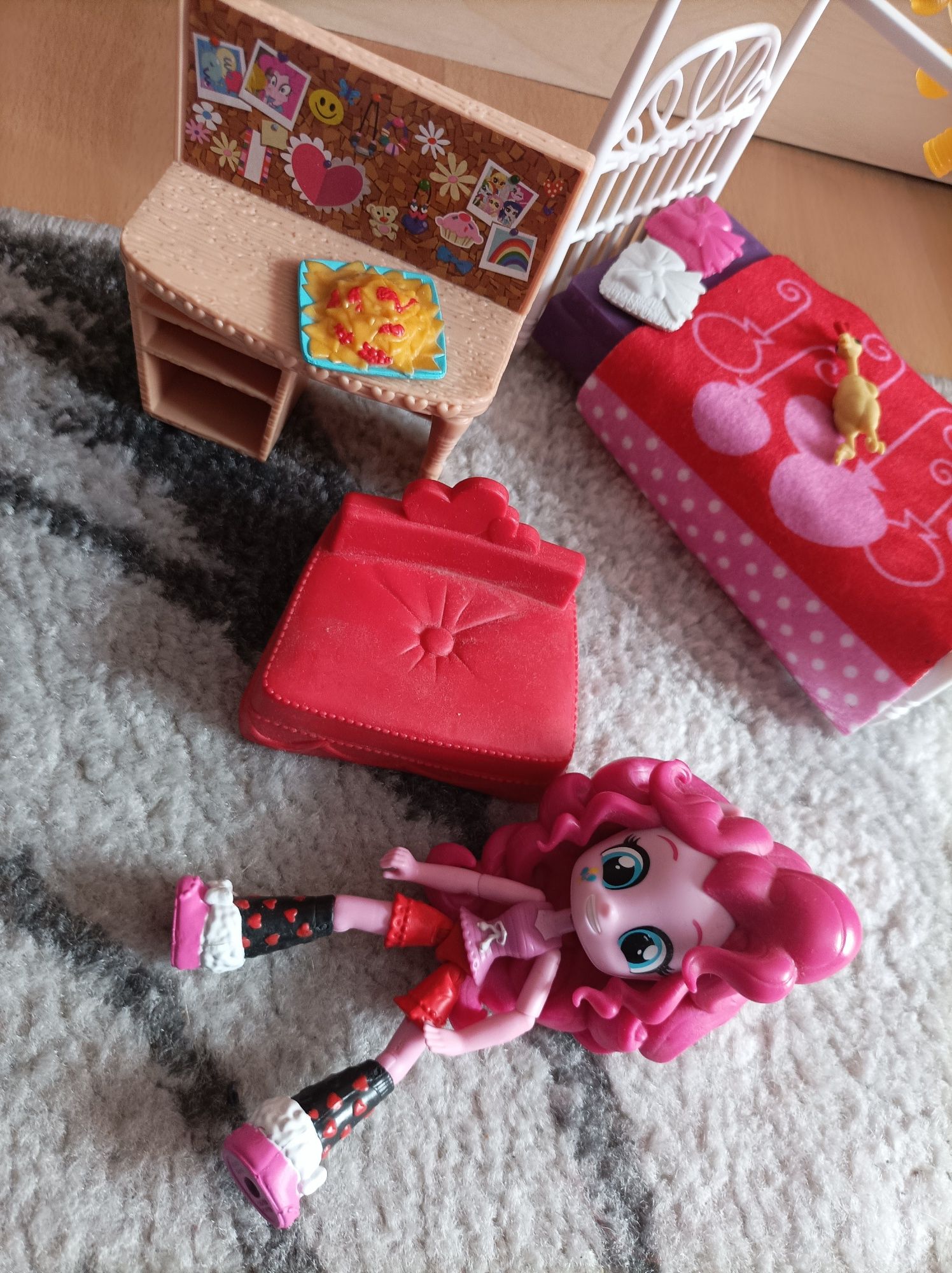 Hasbro My Little Pony Equestria Girls Minis Piżamowe Party