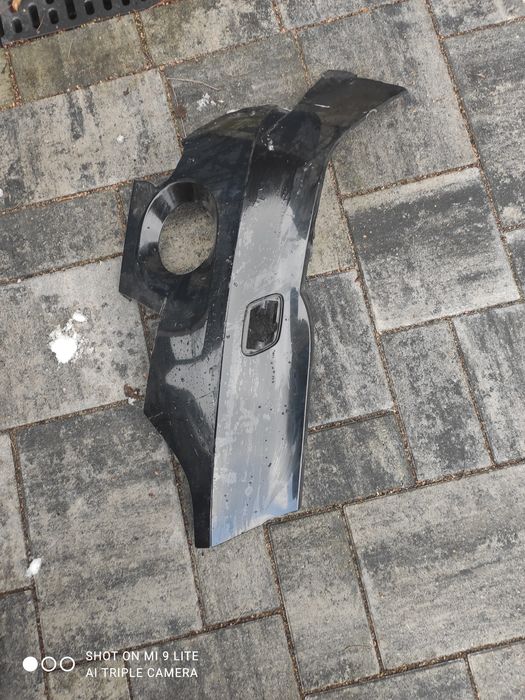 Fragment część błotnika przedniego prawy BMW X5 E70 Przedlift Sprysk