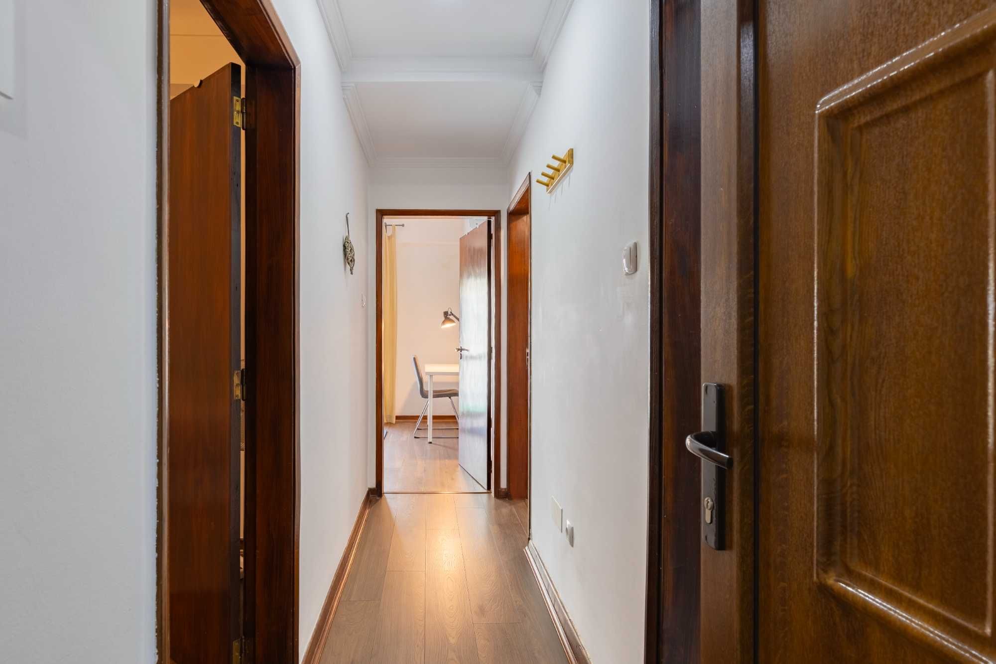 Apartamento T2 / Centro do Fundão, Mobilado e Equipado.