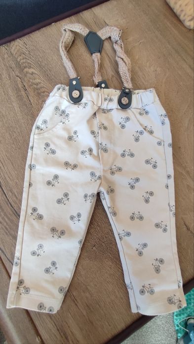 Spodenki w rowery boho beżowe dla chłopca chłopięce sesja zdjęciowa