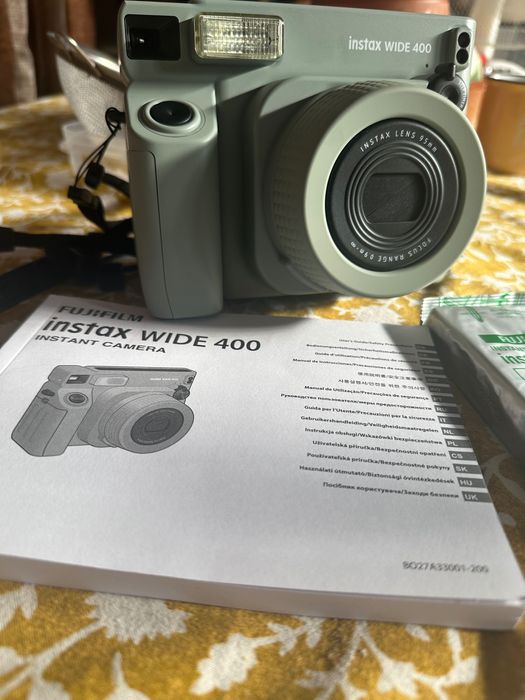 Máquina fotográfica FUJIFILM-INSTAX Wide 400