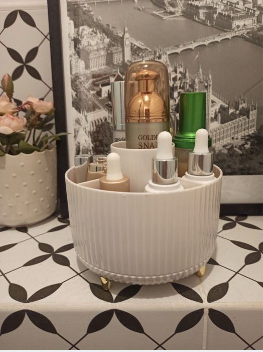 Organizer na Kosmetyki 360° Obrotowy Stojak na Pędzle i Akcesoria
