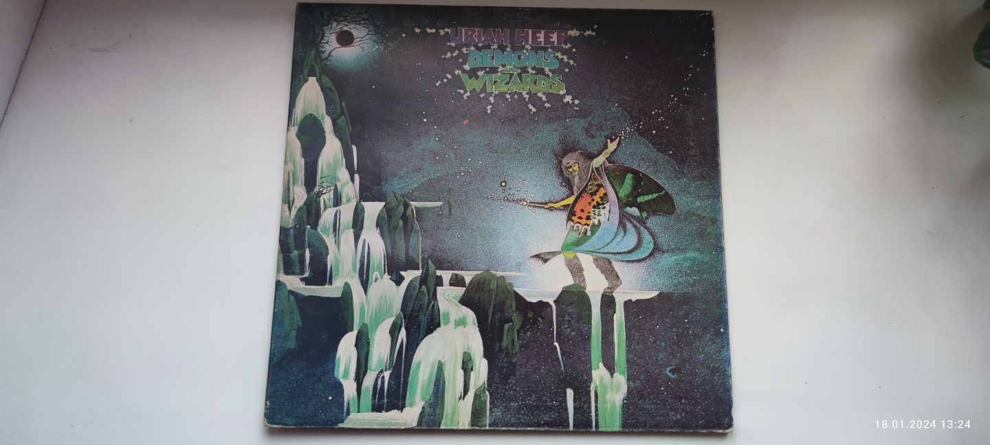 Продам пластинку Uriah Heep - Demons And Wizards  1972