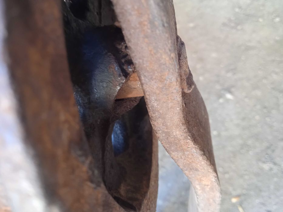 Поліспаст блок вантажний підйомний будівельний з гаком