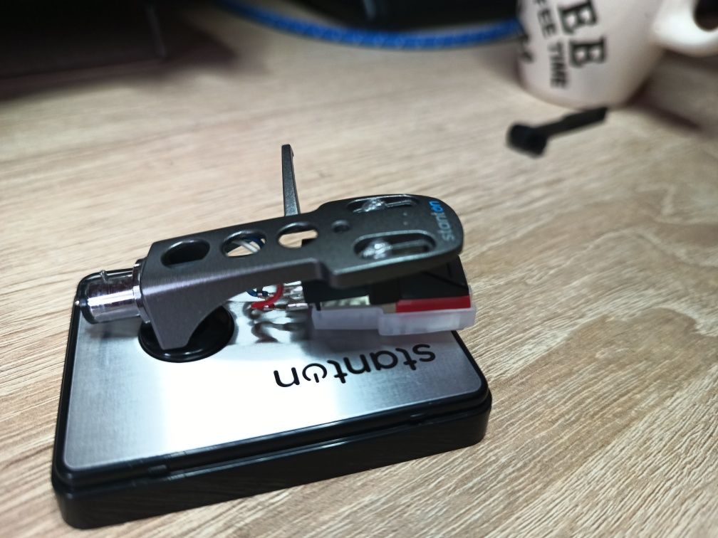 System wraz z headshell do gramofonu  igła i wkładka GT Stylus