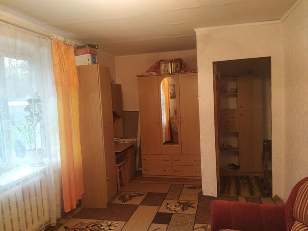 Однокімнатна квартира в смт Драбів, Черкаська область