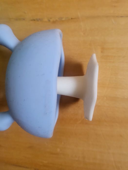 Suszarka na butelki dozownik na mleko, kubek do nauki, gryzak mombella