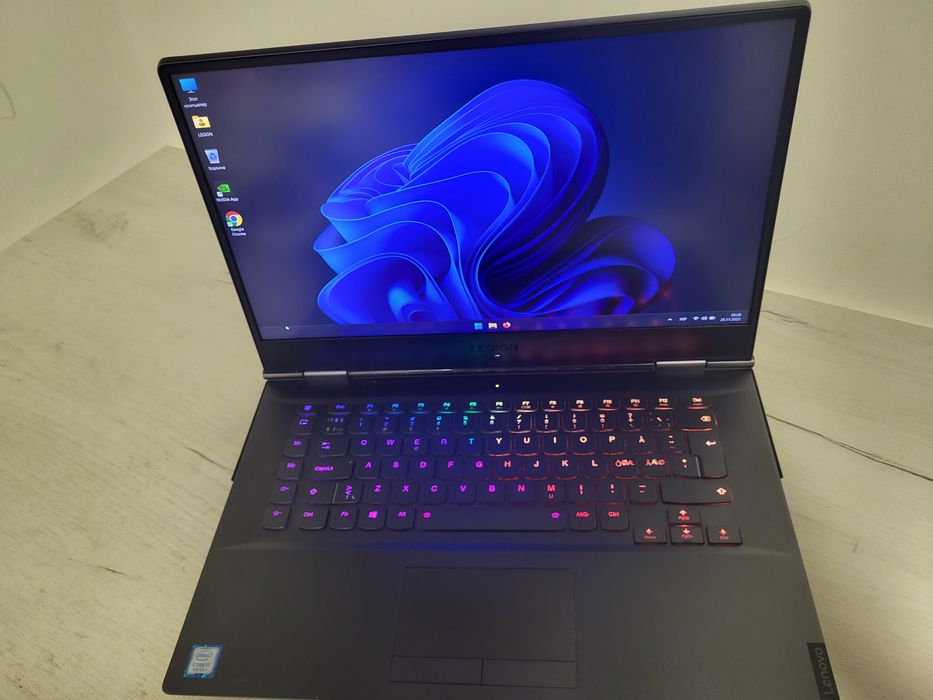 Ноутбук Lenovo legion RTX2080