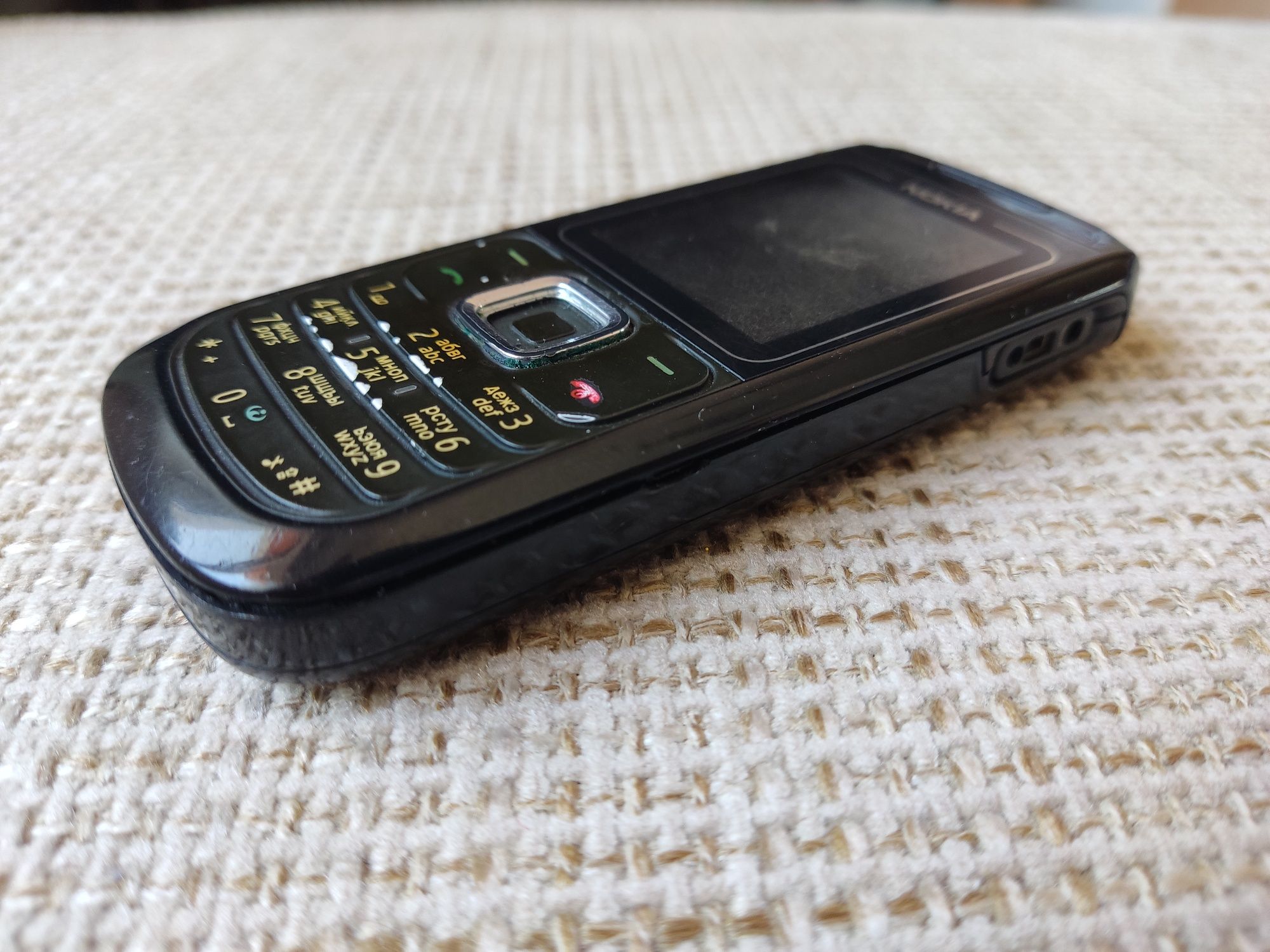 Продам Nokia 1680c-2