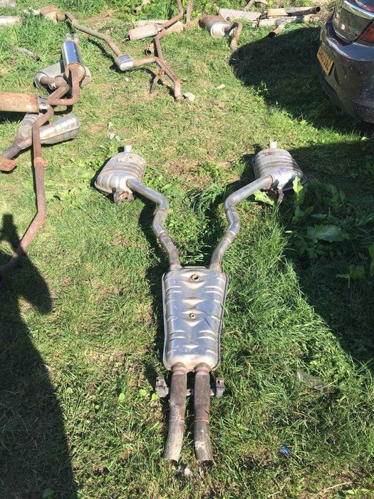 Вихлопна система глушник BMW E38 740 E39 535 M60 M62 1737927 1737928