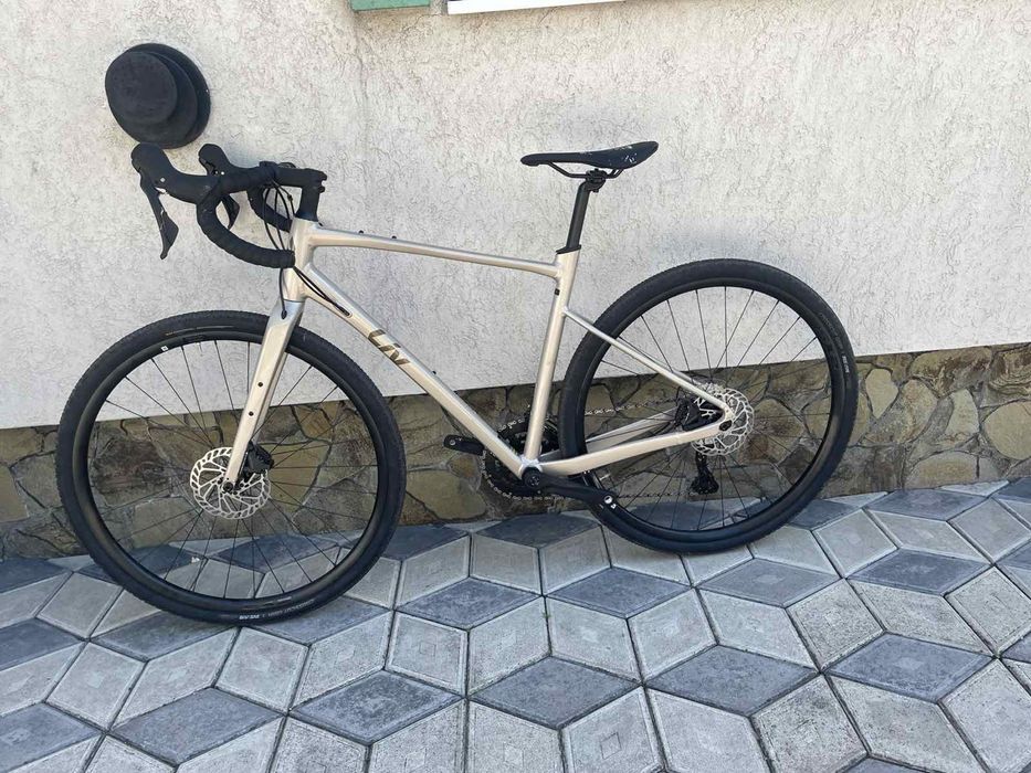 Liv Devote Advanced Giant GRX gravel дорожній міський велосипед