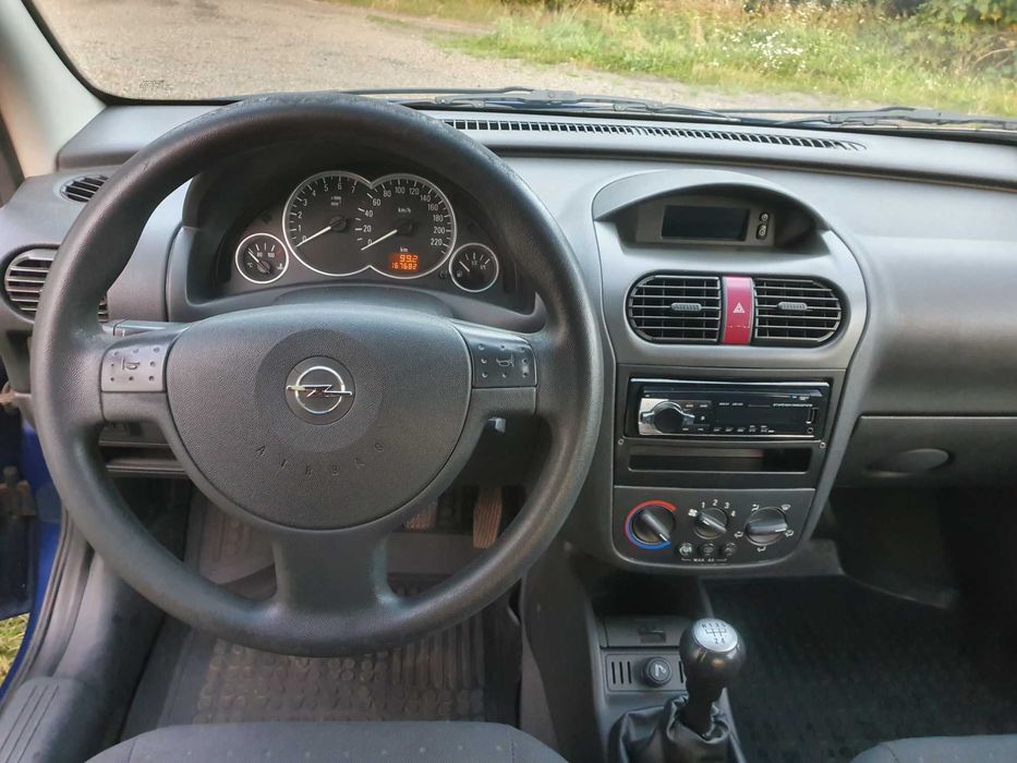 Opel corsa C 1.0 2003 r. Klimatyzacja