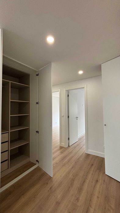 T2 Totalmente Remodelado no Laranjeiro.