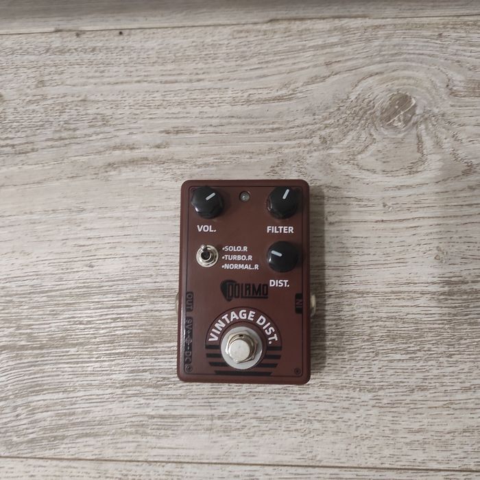 Гітарні педалі (Chorus, Distortion, Wah) + блок живлення  ціни в описі