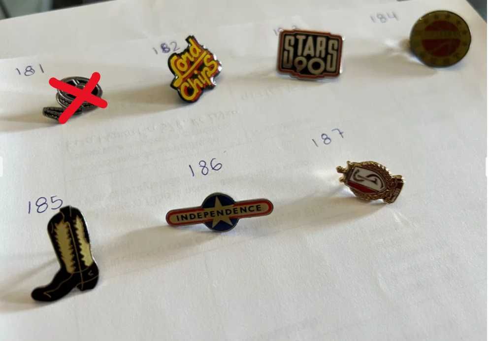 Coleção Pins vintage
