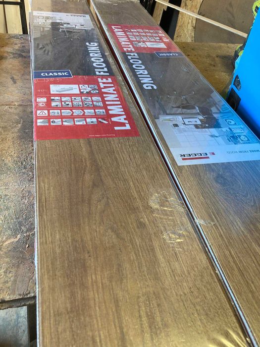 Panele Egger Dąb Punata AC5 8mm 4,5 paczki