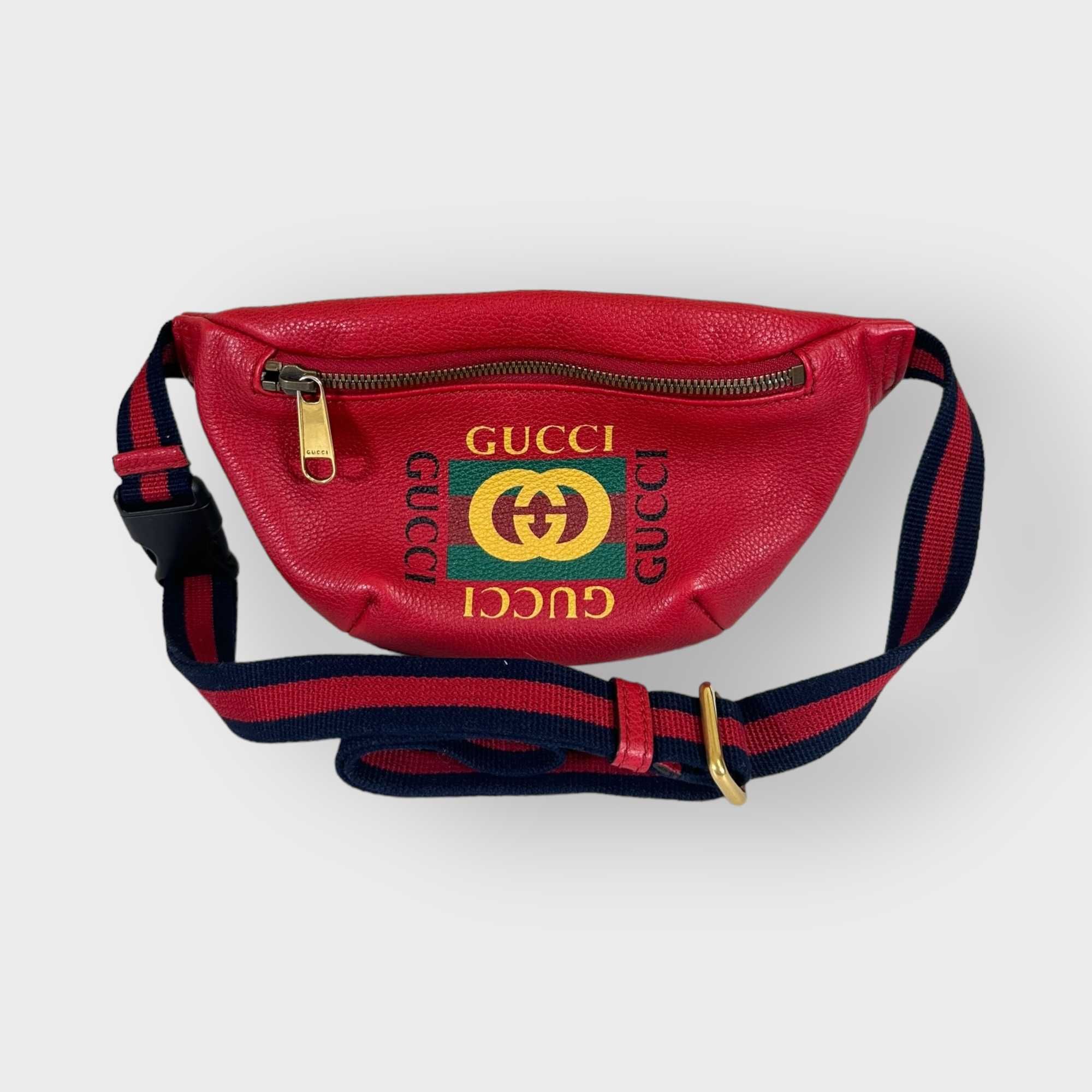Oryginalna Nerka Gucci Distressed Logo Czerwona Beltbag Web