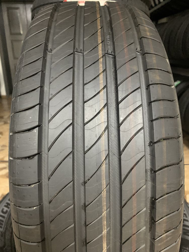 Комплект літніх шин 195/55/16 87Н Michelin Primaci 4