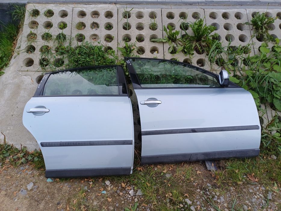 Drzwi VW Passat b5 FL 2002r sedan LA7W srebrny