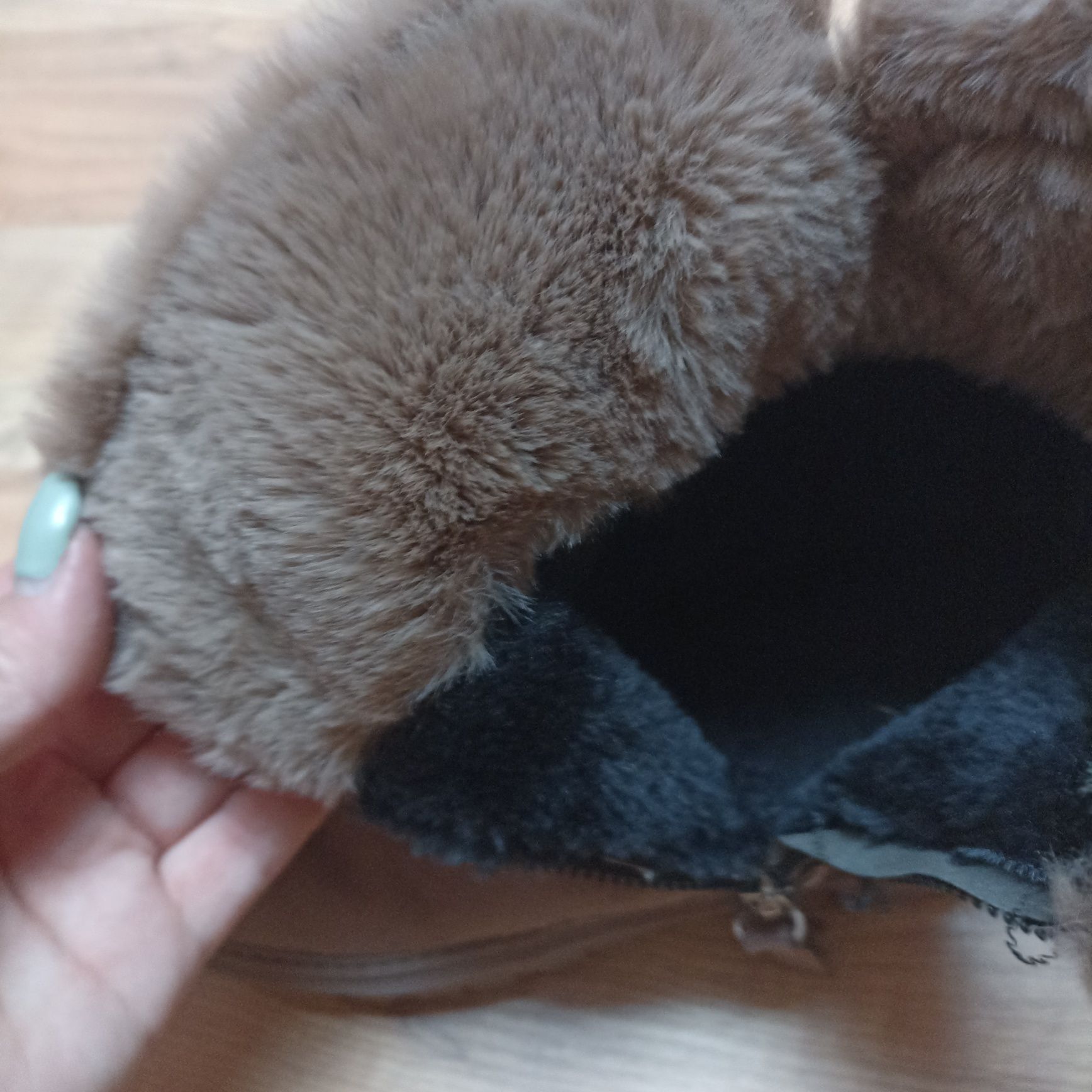 Brązowe zamszowe zimowe buty F&S