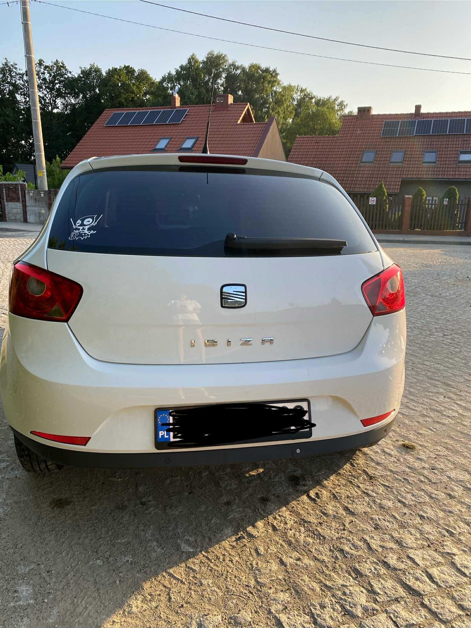 Seat Ibiza biały 1.4 benzyna 2009r klimatyzacja tempomat
