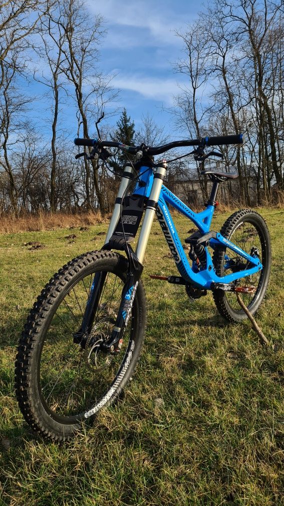 Commencal Supreme v3 blue DH marzocchi bomber 888