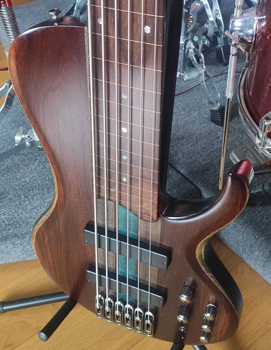 Ibanez BTB 686 SC Terra Firma 35"/ fretless