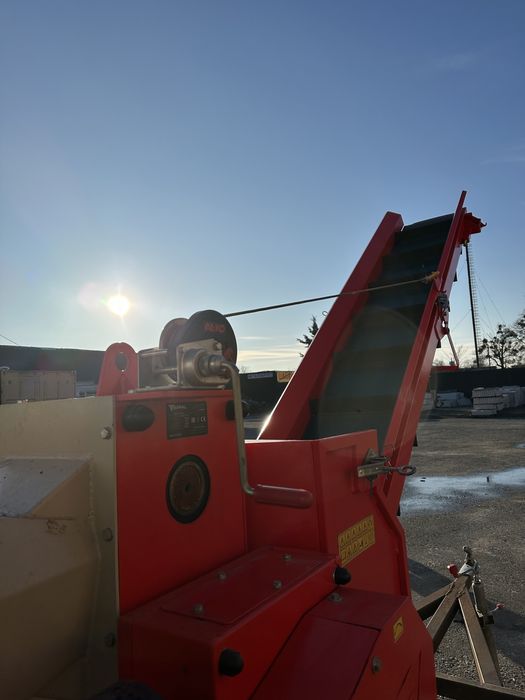 Продам подрібнювач гілок Арпал Arpal АМ 160 К