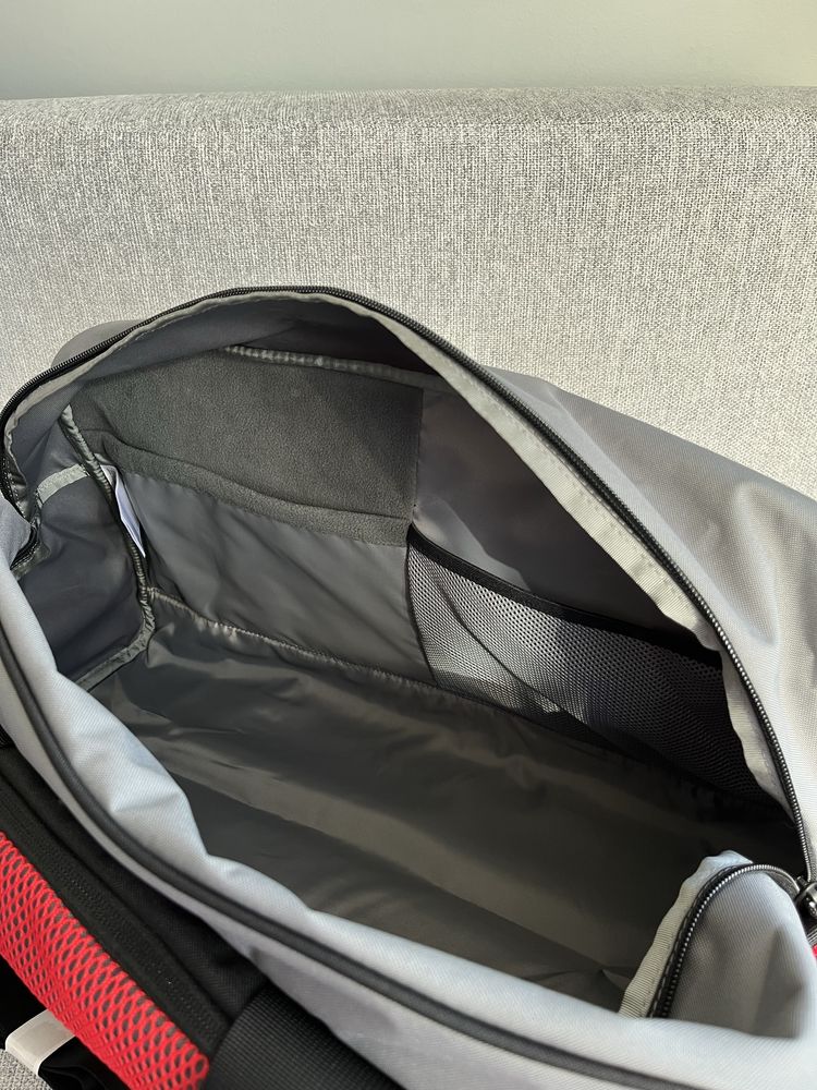 Оригінал The North Face (40L) Y2K Duffel Bag NF0A87GK Сумка Чемодан