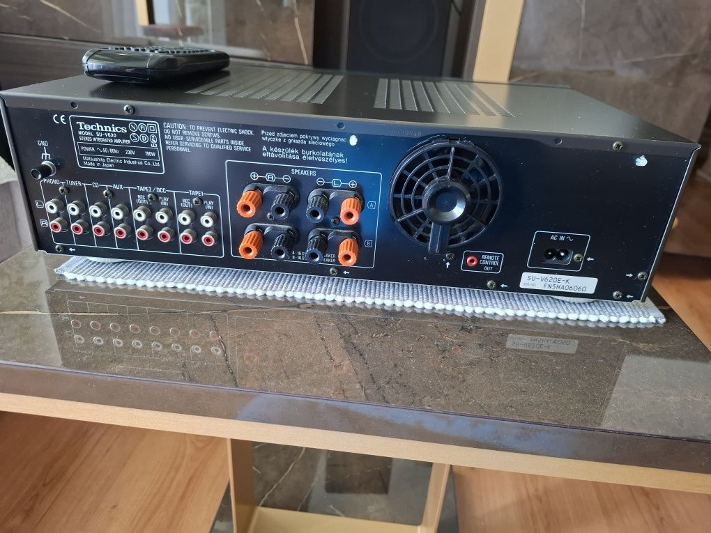 Wzmacniacz Technics SU-V620