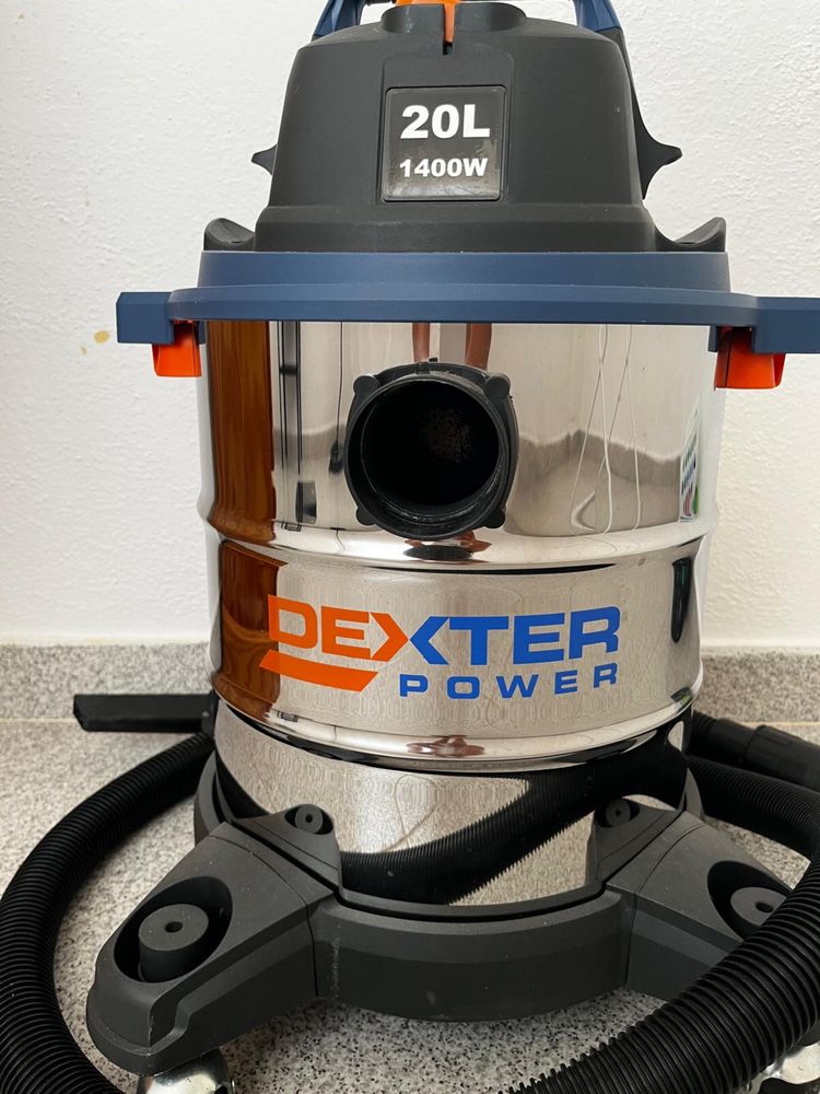Aspirador Dextar Power 20 litros . 50 €