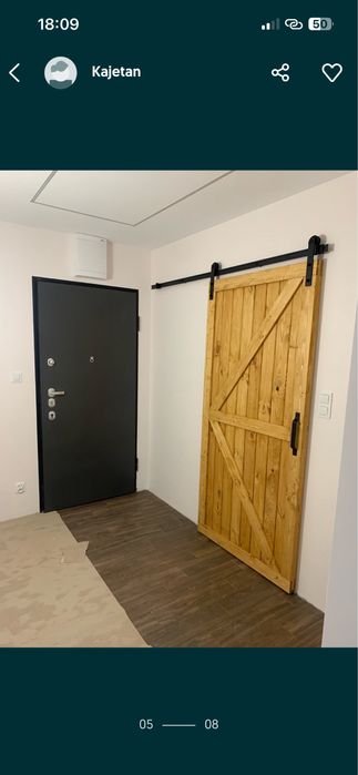 Drzwi przesuwne wraz z systemem