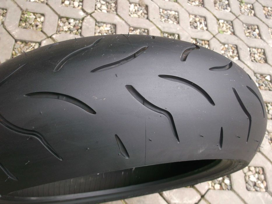 opona 190/50ZR17 Bridgestone Battlax BT016R Hypersport dot4616 5,4mm