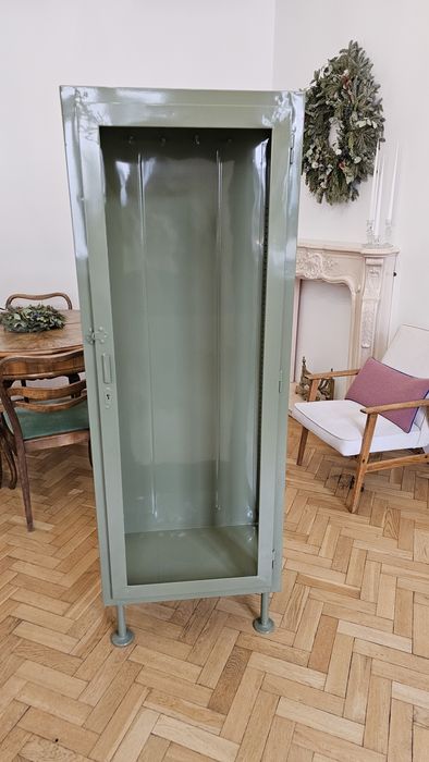 Szafka medyczną lekarska