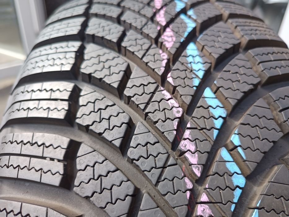 215/60r17 96H Bridgestone Blizzak Lm 005 pojedyncza zimowa 23R 99% bie