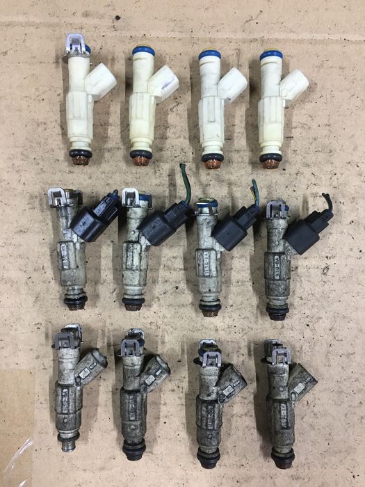 Форсунка Mazda 3 Mazda 5 Mazda 6 \ Ford Focus Mondeo 1.8 2.0 БЕНЗИН.