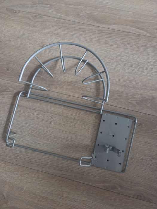 Wieszak ikea na rurę z odkurzacza Variera